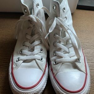 White All Star high tops converse